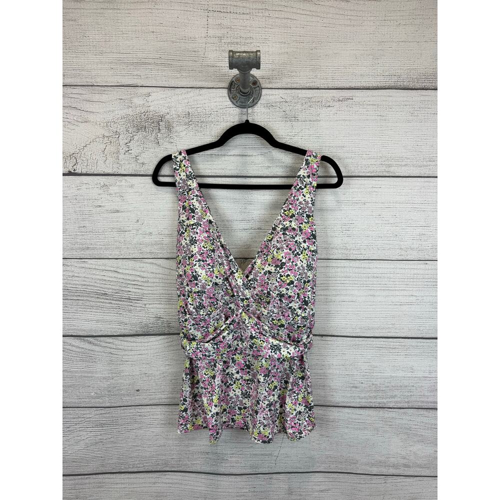Lands End Plus Size White Floral Tankini Swimsuit Top Size 2X (20W-22W)